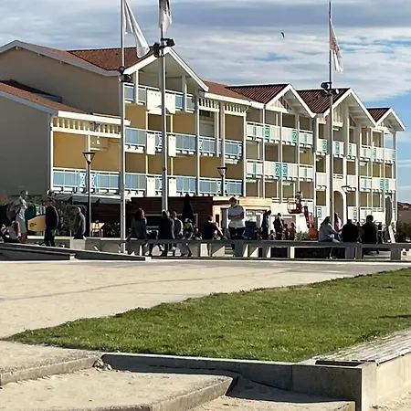 Grands Espaces By Interhome